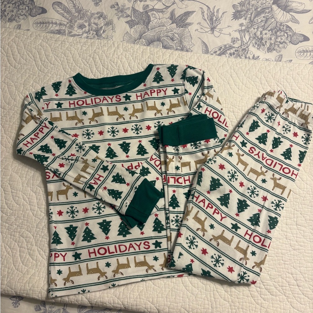 2 pairs of size 8 Carter's Festive Holiday Pajama Set (price for pair)